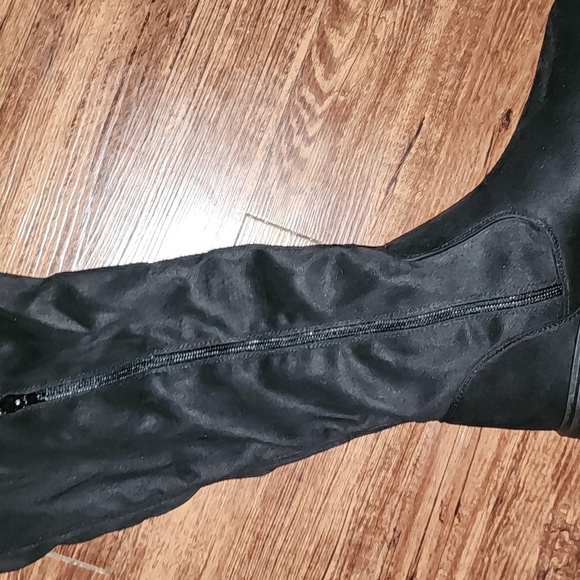 New Rouje Black Suede Knee High Chunky Heel Moto Grunge Pull Up Zip Boot 7 1/2 - Picture 6 of 12